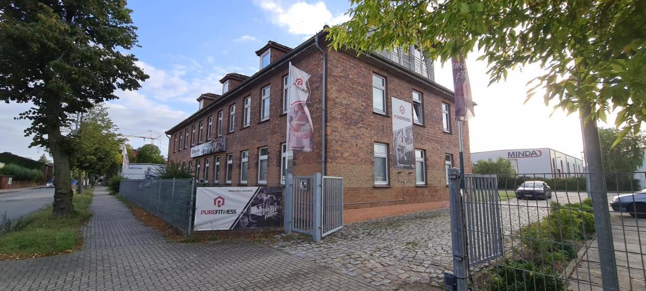 Gaesteappartements "Purefitness" Am Elberadweg In Tangermuende Exterior photo